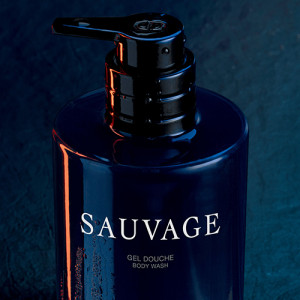 Dior Sauvage - Perfumed shower gel for the body - Cleanses, refreshes and perfumes the skin Dior Sauvage - Perfumed shower gel for the body - Cleanses, refreshes and perfumes the skin
